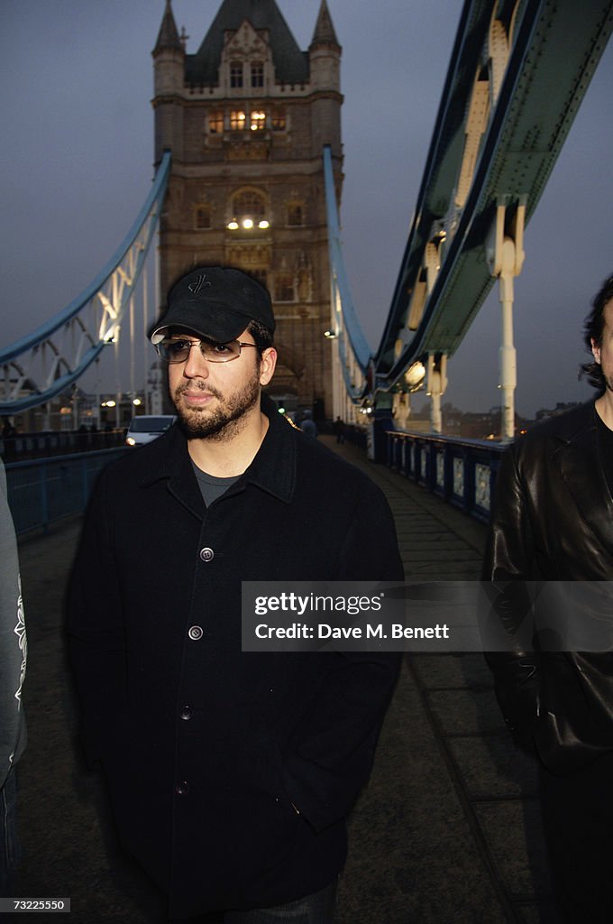 David Blaine Visits Tower Bridge