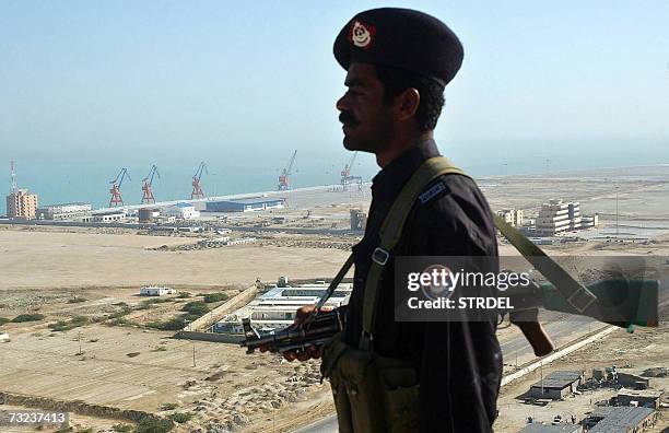Protection Security Pakistan Pakistan Security Photos and Premium High Res Pictures - Getty Images