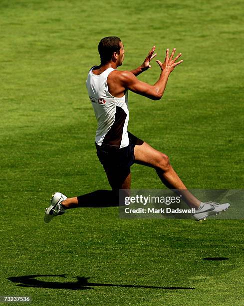 Lance Franklin of the Hawthorn Hawks marks in training at the North Hobart Oval during the clubs AFL Community Camp on February 7, 2007 in Hobart,...