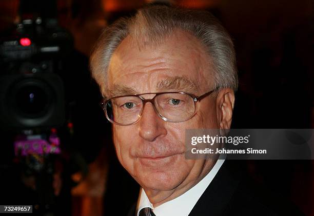 Lothar Spaeth arrives at the 15th German Media Award 2006 at the Congress Hall on February 7, 2007 in Baden-Baden, Germany.