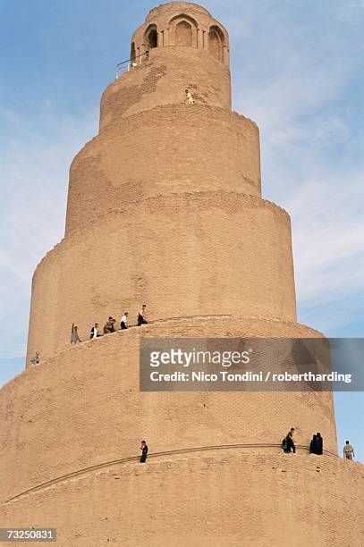 al malwuaiya tower (malwiya tower) (minaret), samarra, iraq, middle east - minaret stockfoto's en -beelden