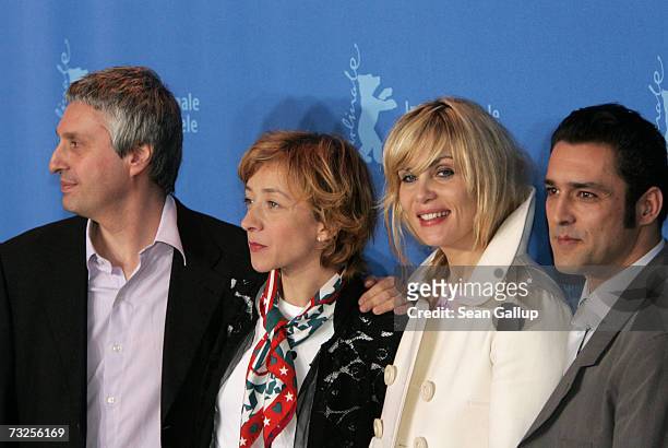 Producer Alain Goldman, actors Sylvie Testud, Emmanuelle Seigner and Jean-Pierre Martins attend a photocall to promote the movie 'La Vie en Rose'...