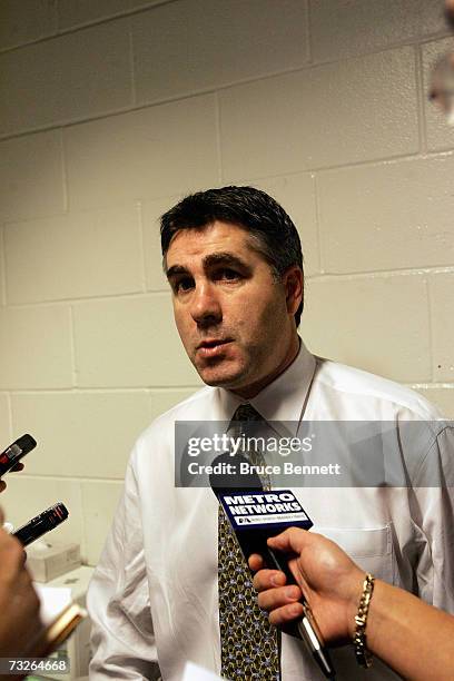 Head coach Dave Tippett of the Dallas Stars talks to reporters following the game against the San Jose Sharks on January 30, 2007 at HP Pavilion in...