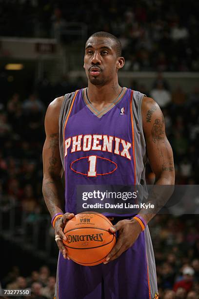 Amare Stoudemire of the Phoenix Suns prepares to shoot a free throw during a game against the Cleveland Cavaliers at The Quicken Loans Arena on...