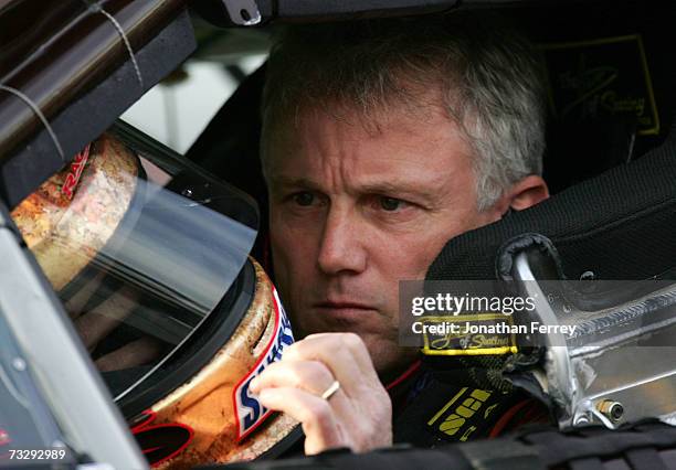 Snickers Dark Car Ricky Rudd 167 73287425 Stock Photos, High-Res Pictures, and Images - Getty Images