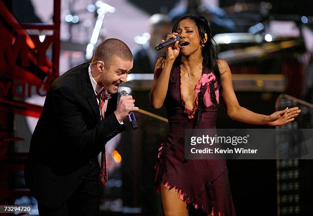 Singers Justin Timberlake and "My GRAMMY Moment" winner Robyn Troup perform Ain't No Sunshine" onstage at the 49th Annual Grammy Awards at the...