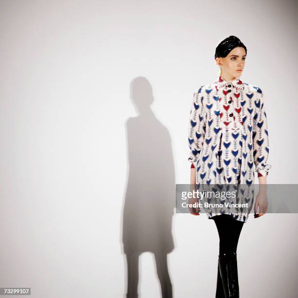 Model strikes a pose on the catwalk during Duro Olowu's Autumn/Winter 2007 show at London Fashion Week on February 12, 2007 in London. The organisers...