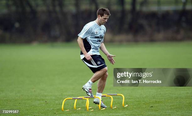 Michael Owen goes through his paces, training in his first Newcastle United running session on February 2007 in Newcastle-upon-Tyne, England. Owen...