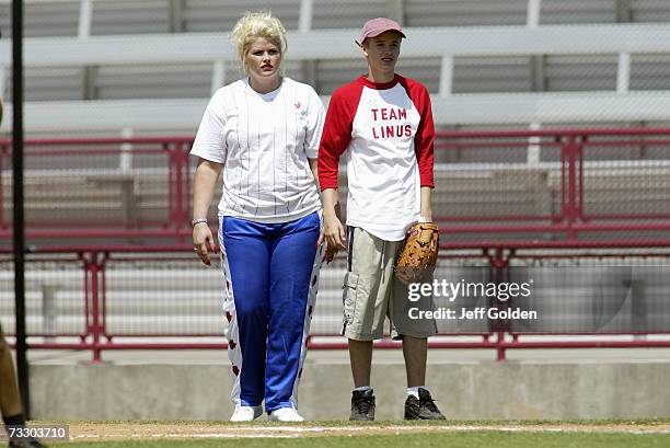 Anna Nicole Smith and son Daniel Wayne Smith participate in a charity softball game on June 30, 2002 at Dedeaux Field in Los Angeles, California.