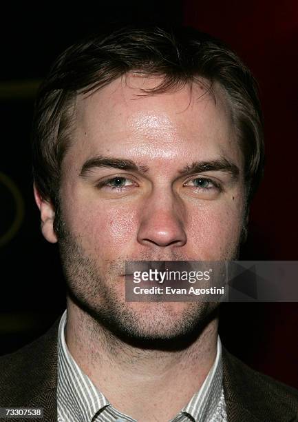 Actor Scott Porter attends Warner Bros. Pictures' premiere of "Music and Lyrics" at the Ziegfeld Theatre February 12, 2007 in New York City.