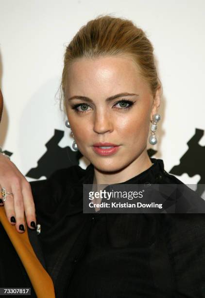 Actress Melissa George arrives at the David Jones Autumn/Winter Collection launch show at Town Hall on February 13, 2007 in Sydney, Australia. The...