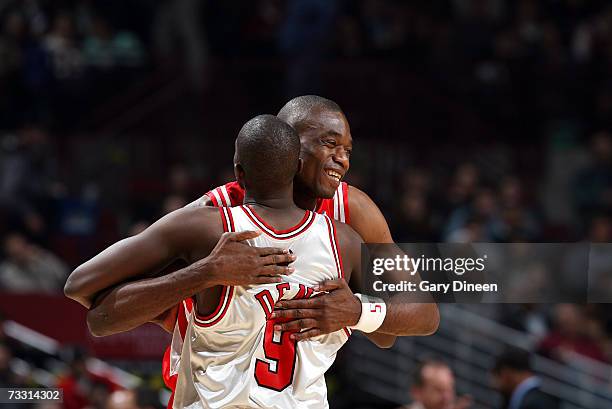Mutamba Houston Rockets Dikembe Mutombo Rockets Photos and Premium High Res Pictures - Getty Images