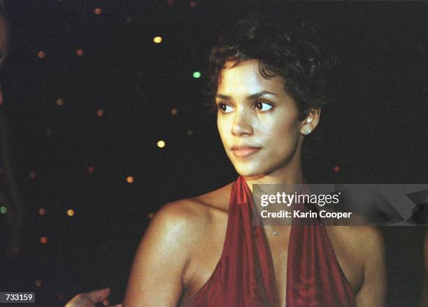 Actress/model Halle Berry attends a dinner in her honor in Washington, D.C. Where she received an achievement award from Dorothy Height of the...