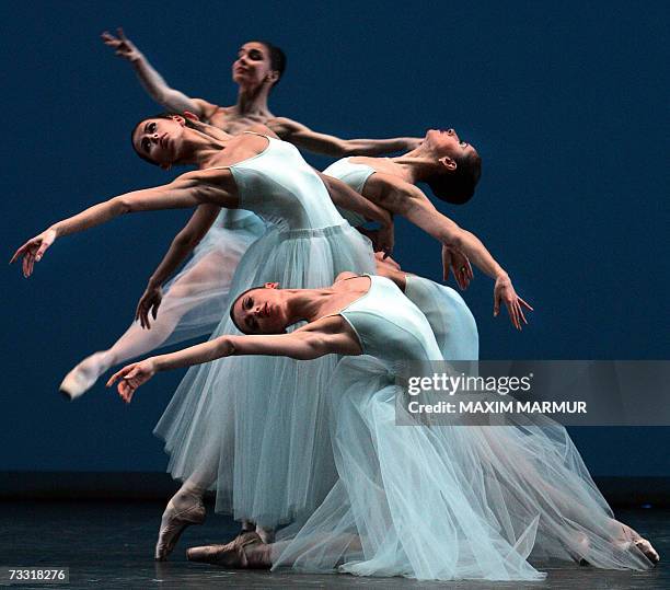 Moscow, RUSSIAN FEDERATION: Dancers perform 12 February 2007 the "Serenade" ballet in a George Balanchine choreography, staged by Francia Russell and...