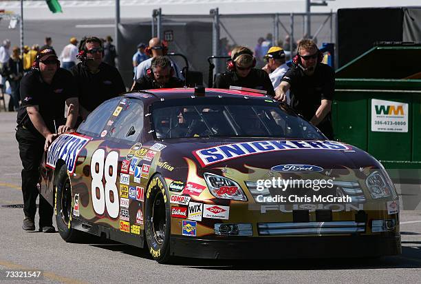 Snickers Dark Car Ricky Rudd 103 Crew Of Ricky Rudd Stock Photos, High-Res Pictures, and Images ...
