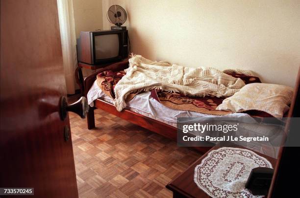 The room occupied by Sid Ahmed Rezala since 27/12/ 99 in an apartment at 87 rue Augusto Gil.