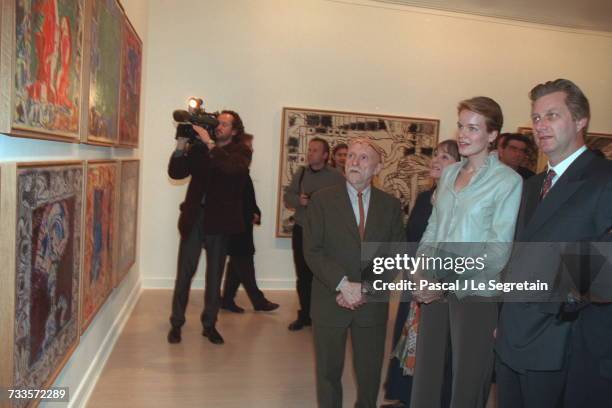 Belgian artist, Pierre Alechinsky, at the Lelong art gallery with Princess Mathilde and Prince Philippe.