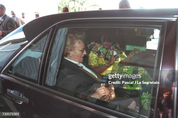 Bernadette Chirac welcomed by Edith Lucie Bongo upon her arrival in Libreville.