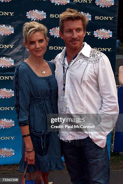 Actor David Wenham and partner Kate Agnew arrive at the Sony Tropfest 2007 short film festival at The Domain on February 18, 2007 in Sydney,...