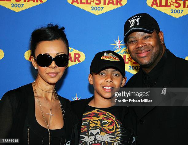 Jimmy Jam with wife Lisa Padilla and son Tyler arrive at the 2007 NBA All-Star Game at the Thomas & Mack Center on February 18, 2007 in Las Vegas,...