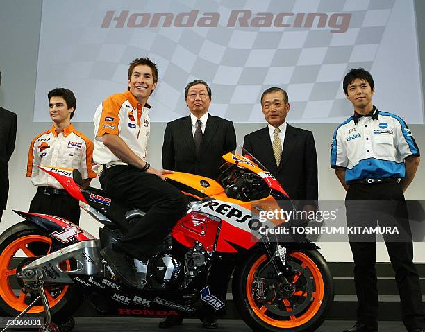 Honda Rc212v Honda Rc212v Photos and Premium High Res Pictures - Getty Images