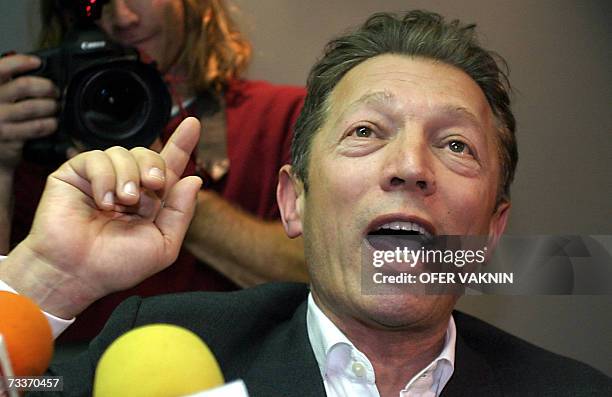 -- File picture dated 04 January 2006 shows Russian-born billionaire Arkadi Gaidamak talking during a press conference in Tel Aviv. The right-wing...