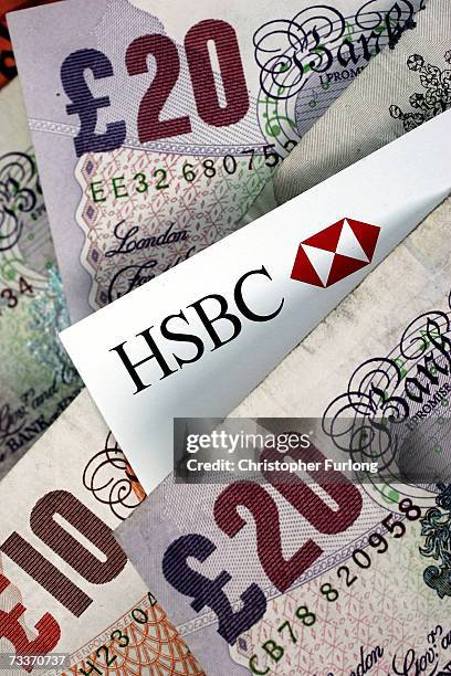 Hsbc Bank Notes Stack 166 Hsbc Card Stock Photos, High-Res Pictures, and Images - Getty Images