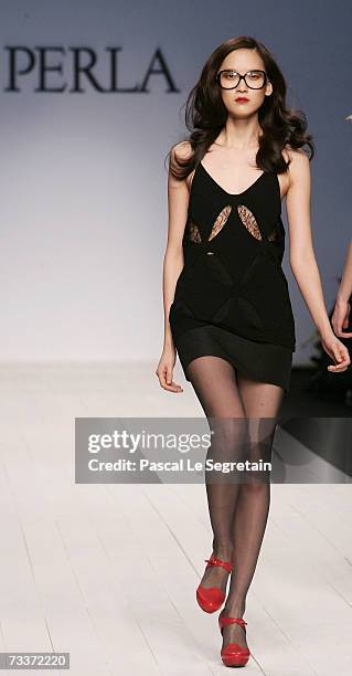 Perla Model O2 161 La Perla Runway Milan Fashion Week Fw Stock Photos, High-Res ...