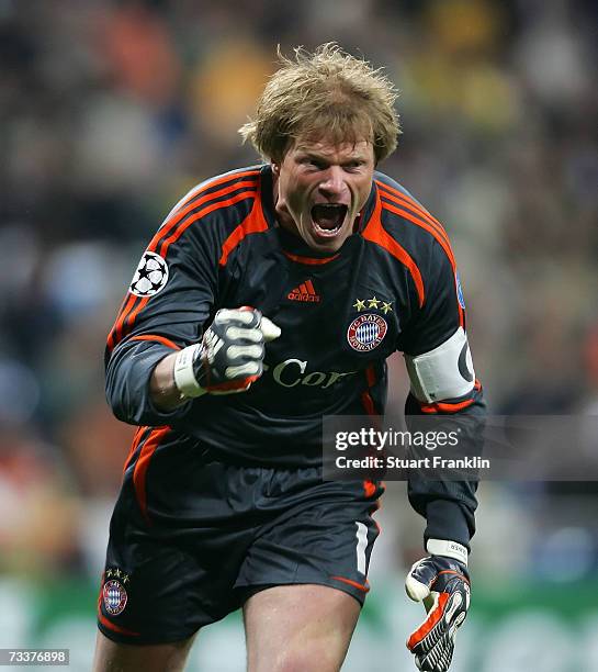 Oliver Kahn of Munich reacts to the second Munich goal during the UEFA Champions League round of 16, first leg match between Real Madrid and Bayern...