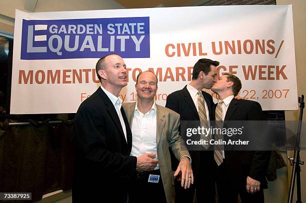 Mark Rado 23 Kevin Mannix Stock Photos, High-Res Pictures, and Images - Getty Images