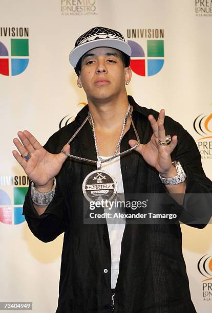 674 Daddy Yankee 2007 Stock Photos, High-Res Pictures, and Images - Getty  Images