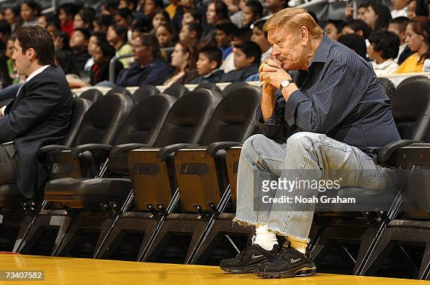 Los Angeles Lakers Owner Jerry Buss sits courtside the Los Angeles D-Fenders play against the Arkansas RimRockers on February 23, 2007 at Staples...