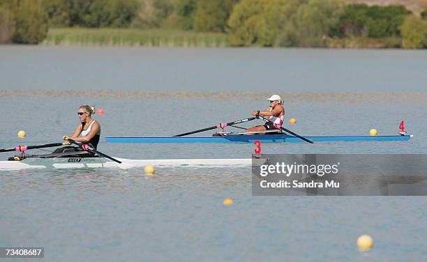 Caroline Evers-Swindell of Waikato leads the race ahead of Emma Twigg of Auckland in the Womens Premier Single Sculls Final during the New Zealand...