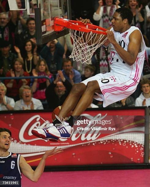 Jason Conley 102 Nick Conley Stock Photos, High-Res Pictures, and Images - Getty Images