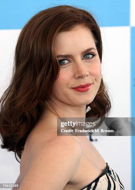 Actress Amy Adams arrives at the 22nd Annual Film Independent Spirit Awards held at Santa Monica Beach on February 24, 2007 in Santa Monica,...