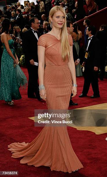Actress Gwyneth Paltrow attends the 79th Annual Academy Awards held at the Kodak Theatre on February 25, 2007 in Hollywood, California.