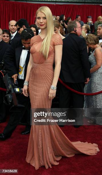 Actress Gwyneth Paltrow attends the 79th Annual Academy Awards held at the Kodak Theatre on February 25, 2007 in Hollywood, California.