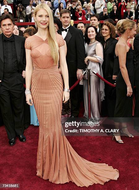 Hollywood, UNITED STATES: Actress Gwyneth Paltrow arrives at the 79th Academy Awards in Hollywood, California, 25 February 2007. AFP PHOTO/Timothy A....