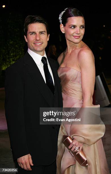 Actor Tom Cruise and his wife, actress Katie Holmes arrive at the 2007 Vanity Fair Oscar Party at Mortons on February 25, 2007 in West Hollywood,...