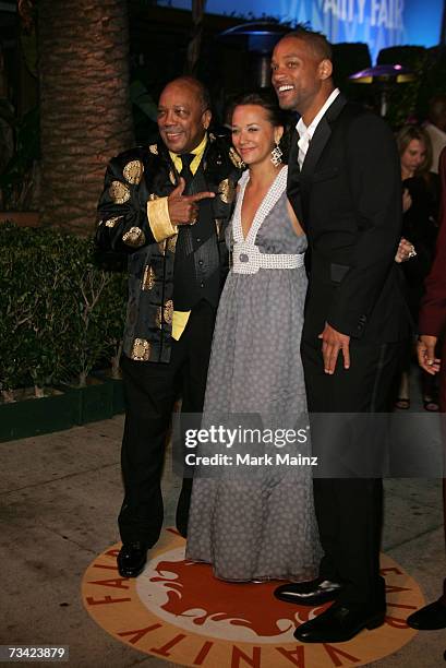 Music producer Quincy Jones, actress/daughter Rashida Jones and actor Will Smith arrive at the 2007 Vanity Fair Oscar Party at Mortons on February...