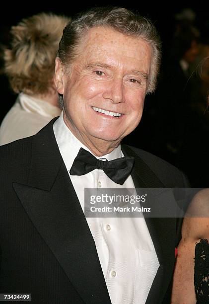 Regis Philbin arrives at the 2007 Vanity Fair Oscar Party at Mortons on February 25, 2007 in West Hollywood, California.