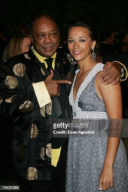 Music producer Quincy Jones and actress/daughter Rashida Jones arrive at the 2007 Vanity Fair Oscar Party at Mortons on February 25, 2007 in West...