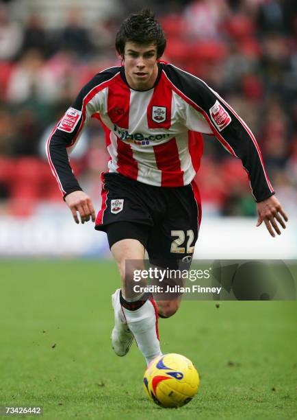 Gareth Bale of Southampton runs with the ball during the Coca-Cola Championship match between Southampton and Ipswich Town at St Mary's Stadium on...