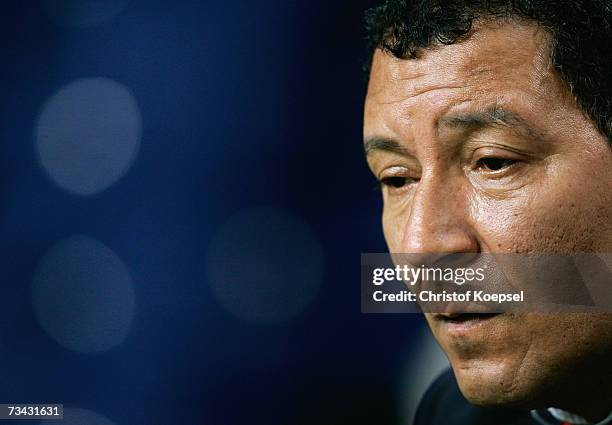 Head coach Henk Ten Cate of Ajax looks on during the UEFA Cup round of 32 second leg match between Ajax Amsterdam and Werder Bremen at the Amsterdam...