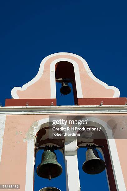 church bell tower, fiskardo, kefalonia (cephalonia), greece, europe - fiskardo stockfoto's en -beelden