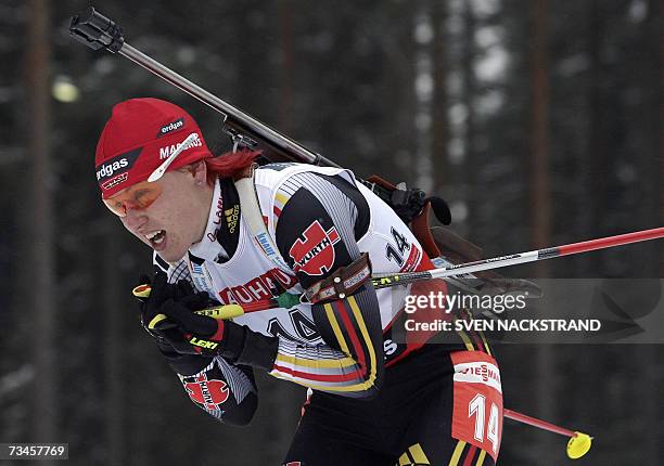 Lahti , FINLAND: Kati Wilhelm of Germany competes to place third in the IBU Women's 15 km Biathlon in Lahti, Finland, 28 February 2007. Germany's...