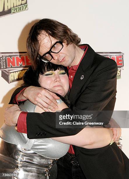 Musicians Beth Ditto and Jarvis Cocker pose in the awards room at the Shockwaves NME awards at the Hammersmith Palais on March 1, 2007 in London,...
