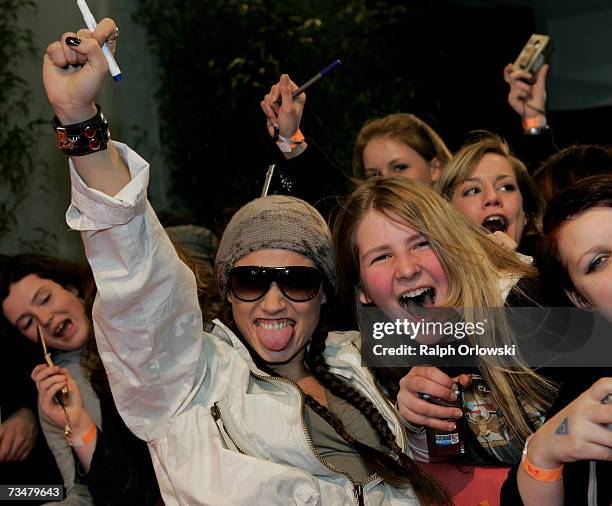 Liza Li Photos And Premium High Res Pictures Getty Images liza-li-photos-and-premium-high-res-pictures-getty-images