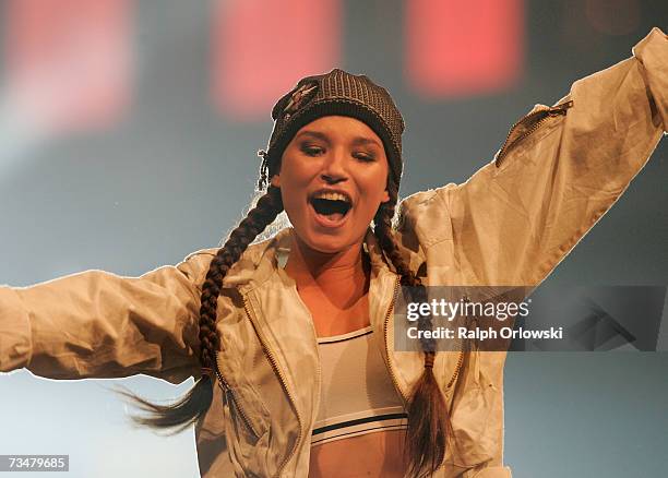 71 Liza Li Photos High Res Pictures Getty Images 71-liza-li-photos-high-res-pictures-getty-images
