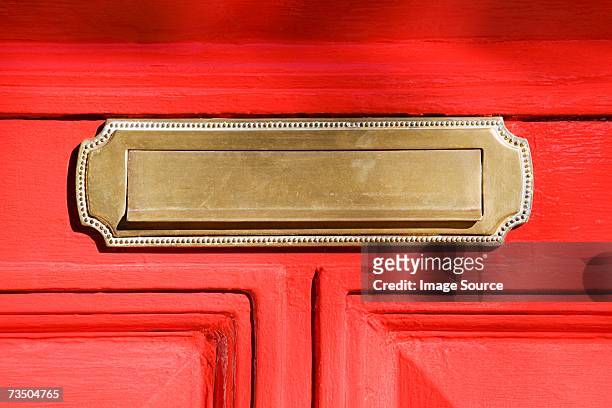 letter box - letterbox stockfoto's en -beelden